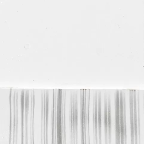 Czy biała elewacja się brudzi