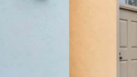 Dwa kolory tynku na elewacji